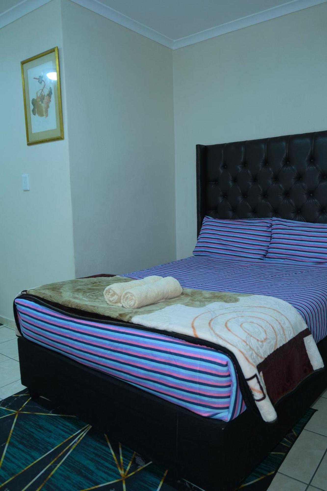 Supa Lodge Parow Luaran gambar