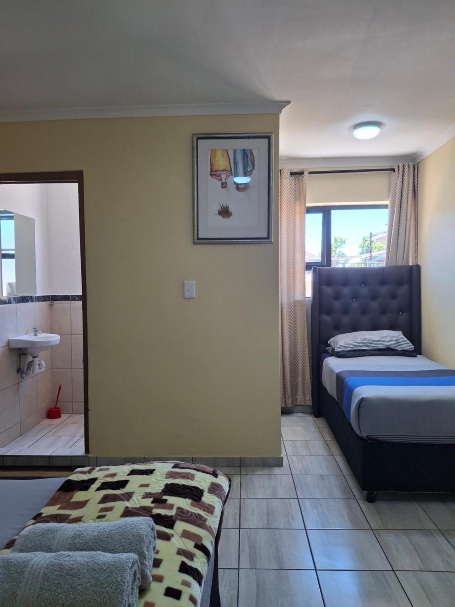 Supa Lodge Parow Luaran gambar