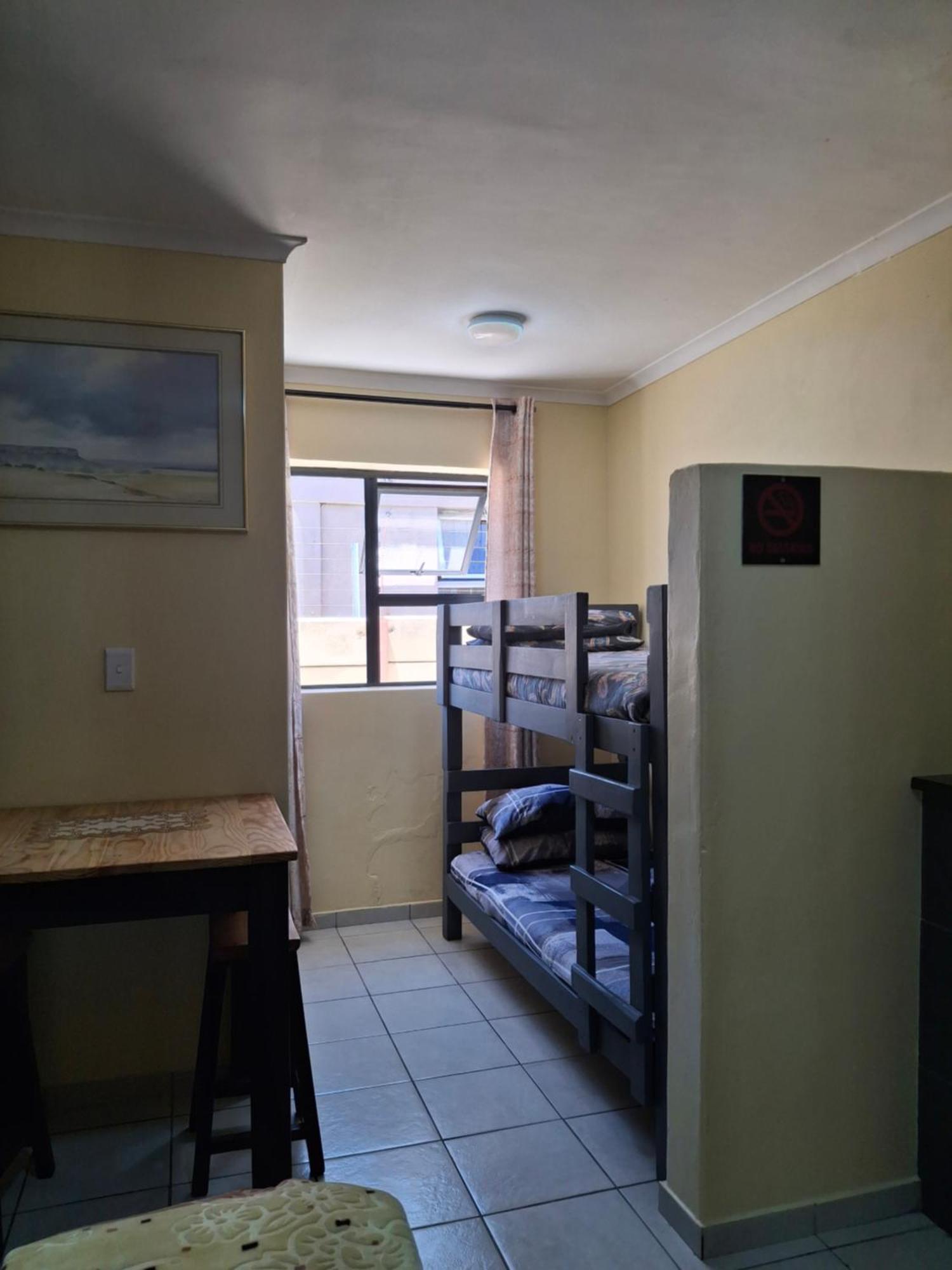 Supa Lodge Parow Luaran gambar